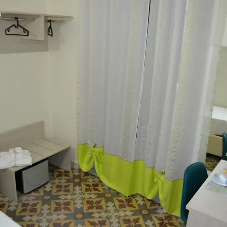 Pietre E Sassi 4*